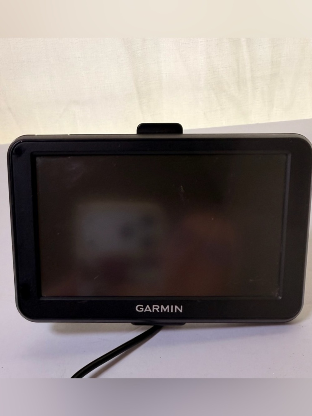 garmin Portable GPS Navigator in Black not tested
